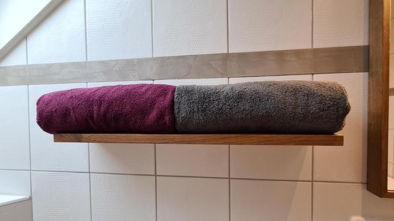 Bunter Hirsch Ferienwohnung Im Garmischer Zentrum Ngoại thất bức ảnh